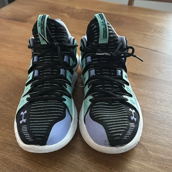 Hardly worn. Perfect condition! - Picture 2 of 3